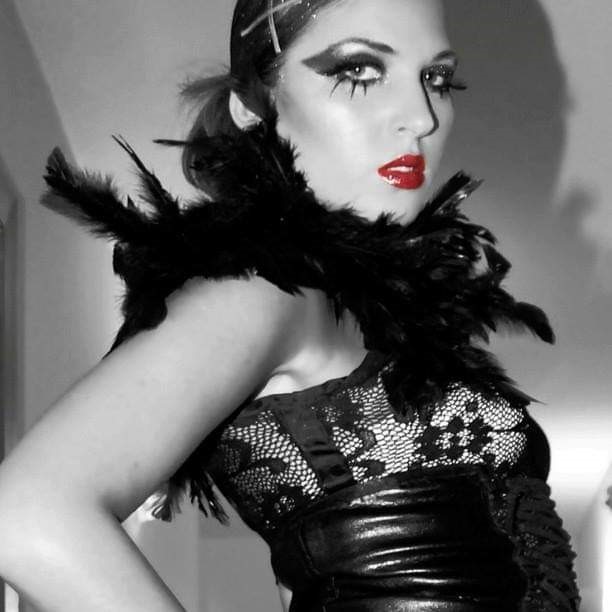 Make Up Fashion- Lourdes Pacton Hofmann MUA NB redlips