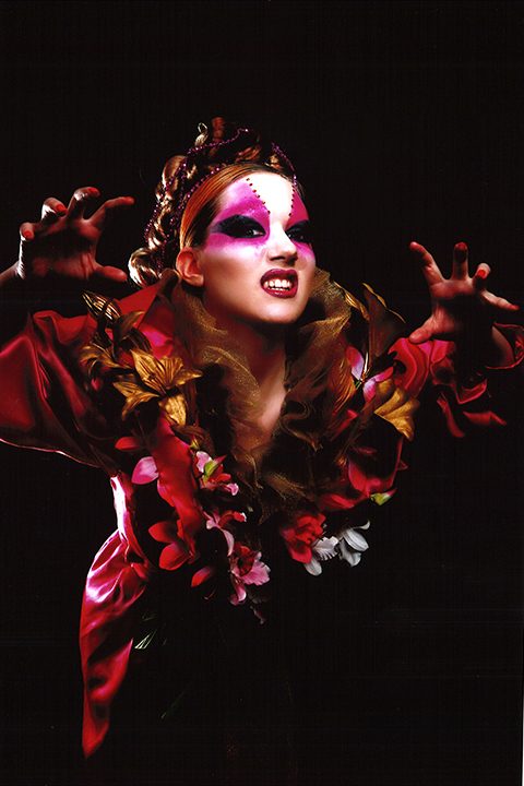 red makeup Lourdes Pacton Hofmann